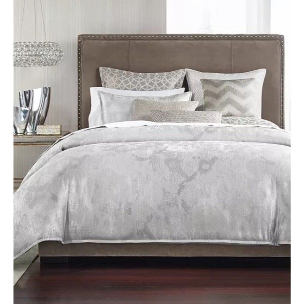Hotel Collection Interlattice King Comforter Stained*